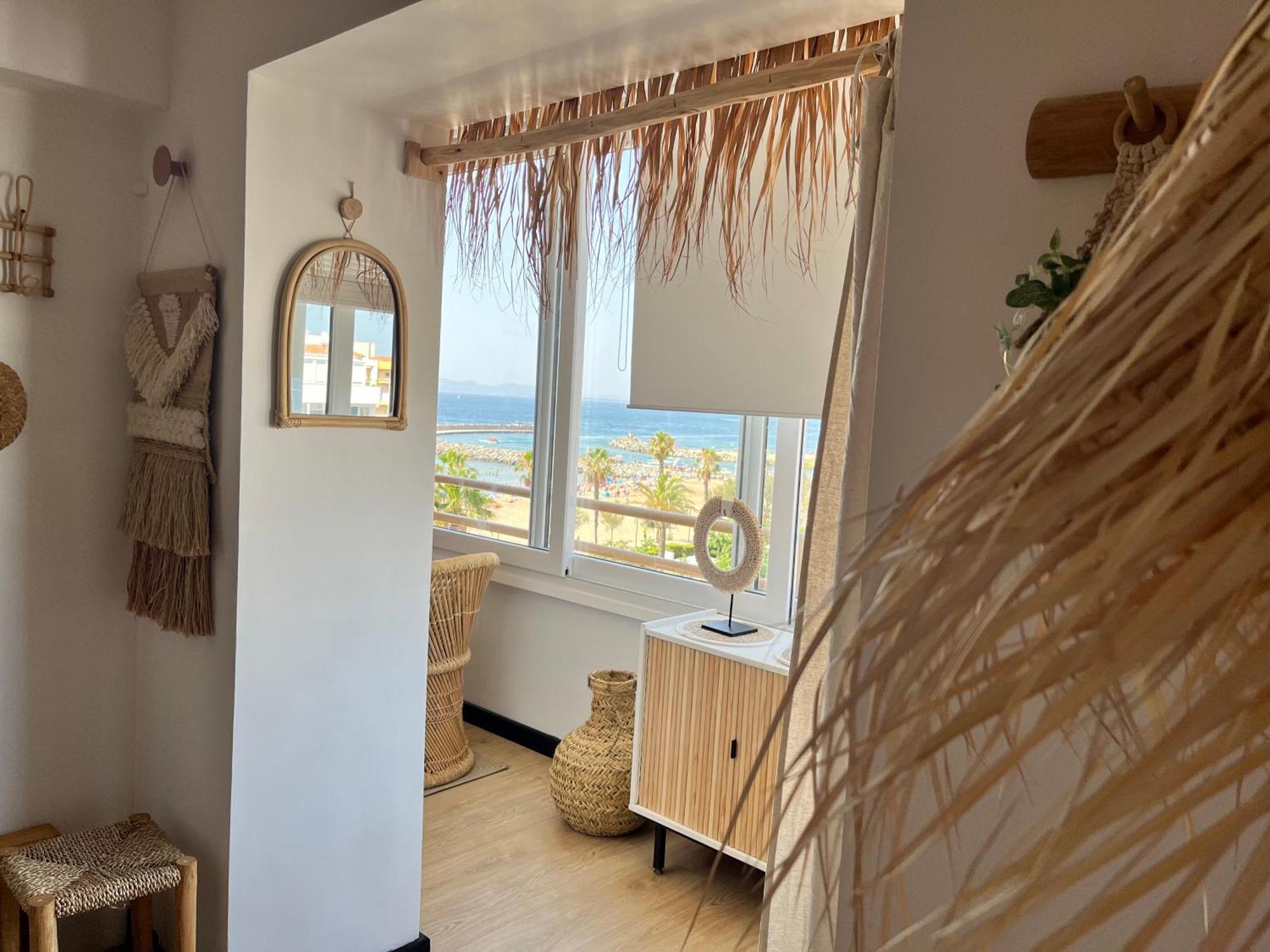 L'Appart-Rosas Boheme Chic, Au Bord De La Mer Екстериор снимка