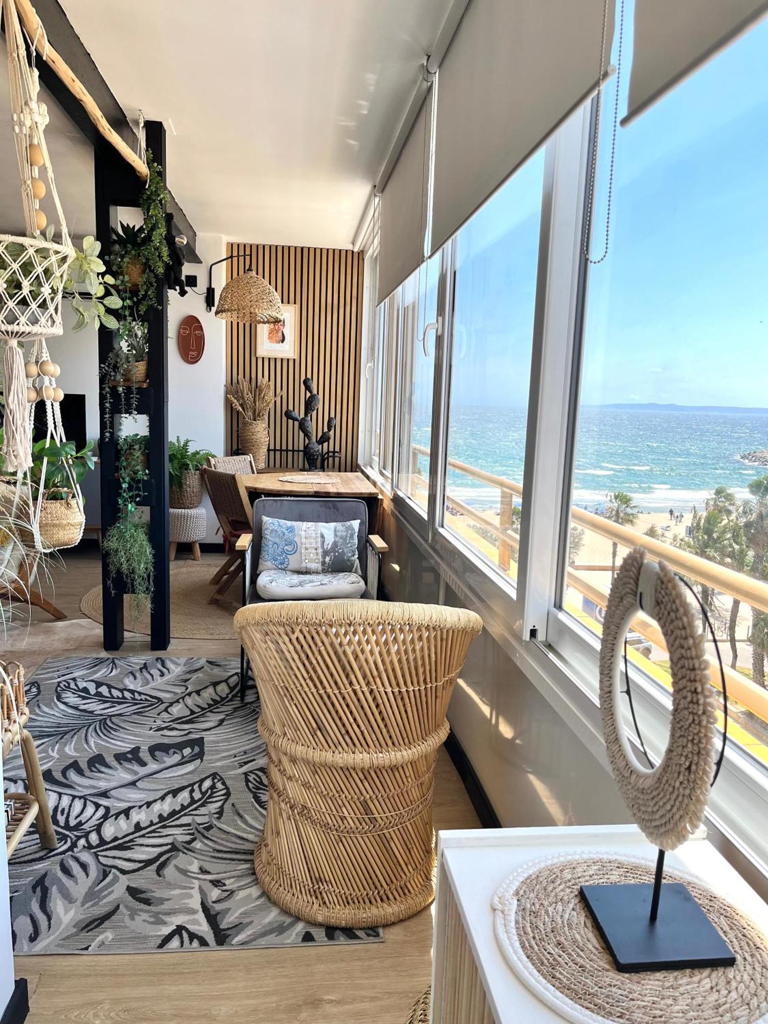 L'Appart-Rosas Boheme Chic, Au Bord De La Mer Екстериор снимка